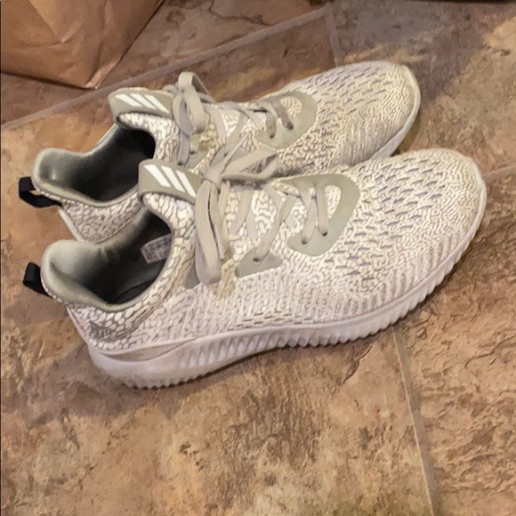 UNLISTED - Picture 5 of 12